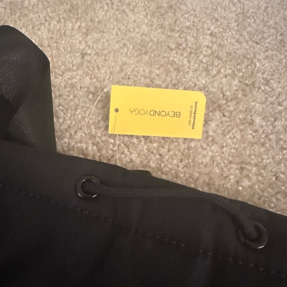 NWT BEYOND YOGA Convertible Gym Bag - Picture 8 of 9